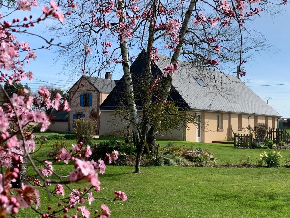 Bed and Breakfast Les Logis Du Breuil Marchéville Esterno foto