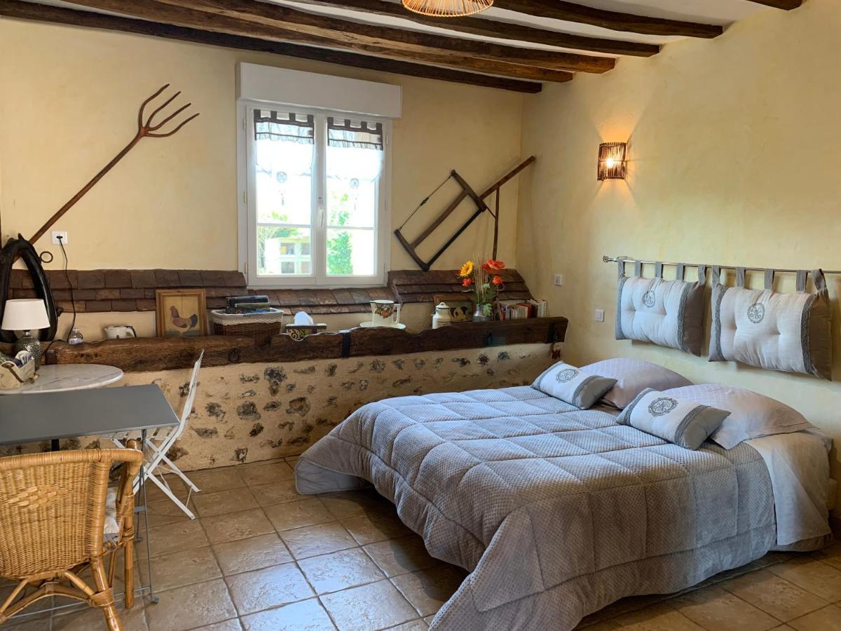 Bed and Breakfast Les Logis Du Breuil Marchéville Esterno foto